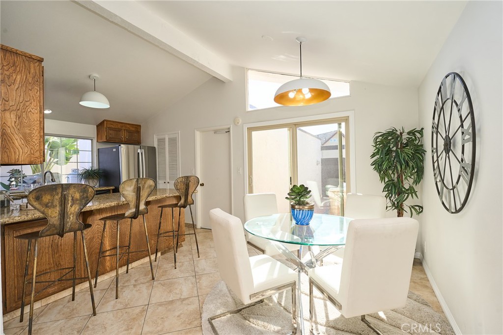 MLS #OC25272001 image #20