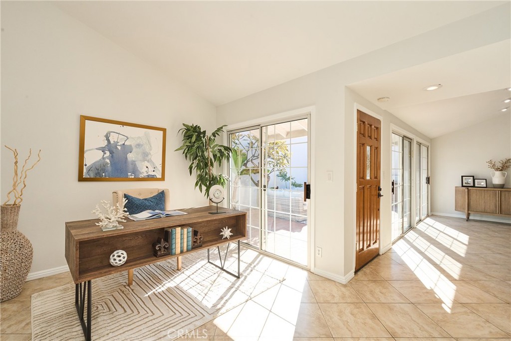 MLS #OC25272001 image #27