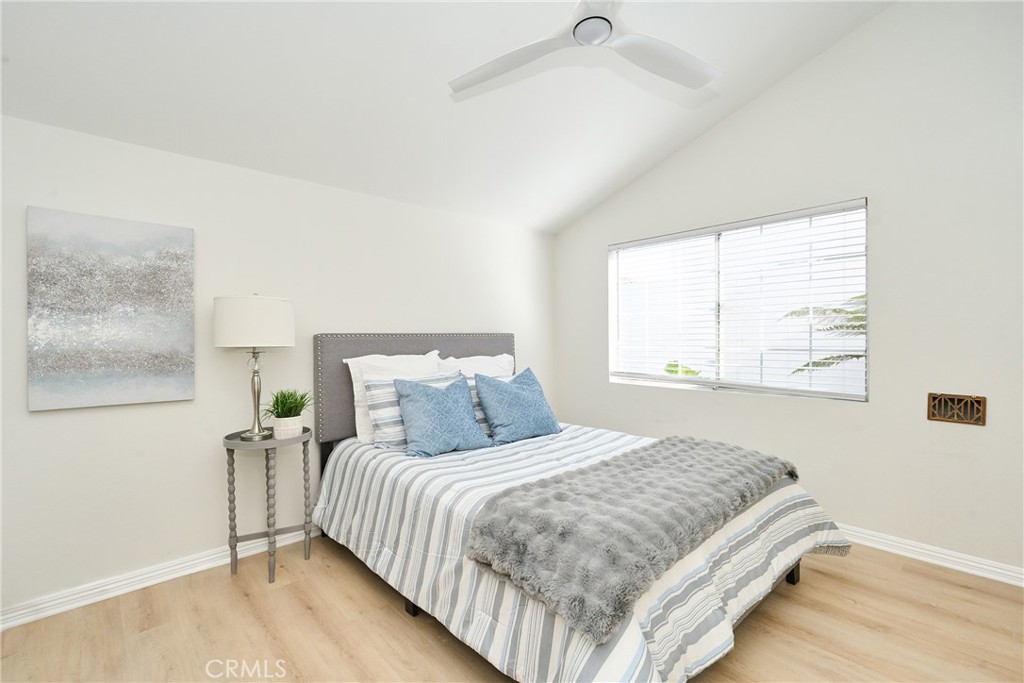 MLS #OC25272001 image #35