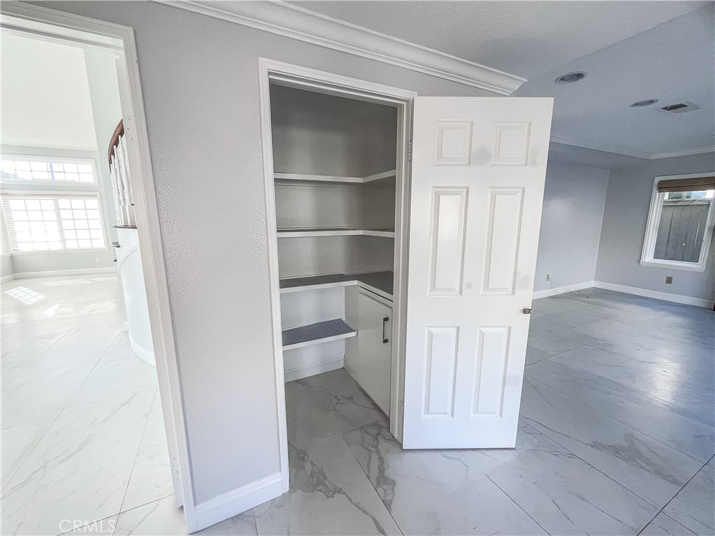 MLS #OC25272016 image #16