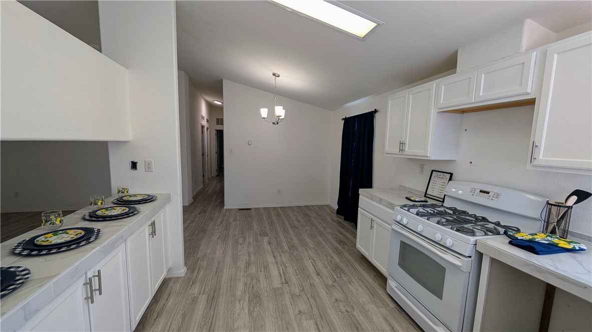 MLS #OC25272045 image #3