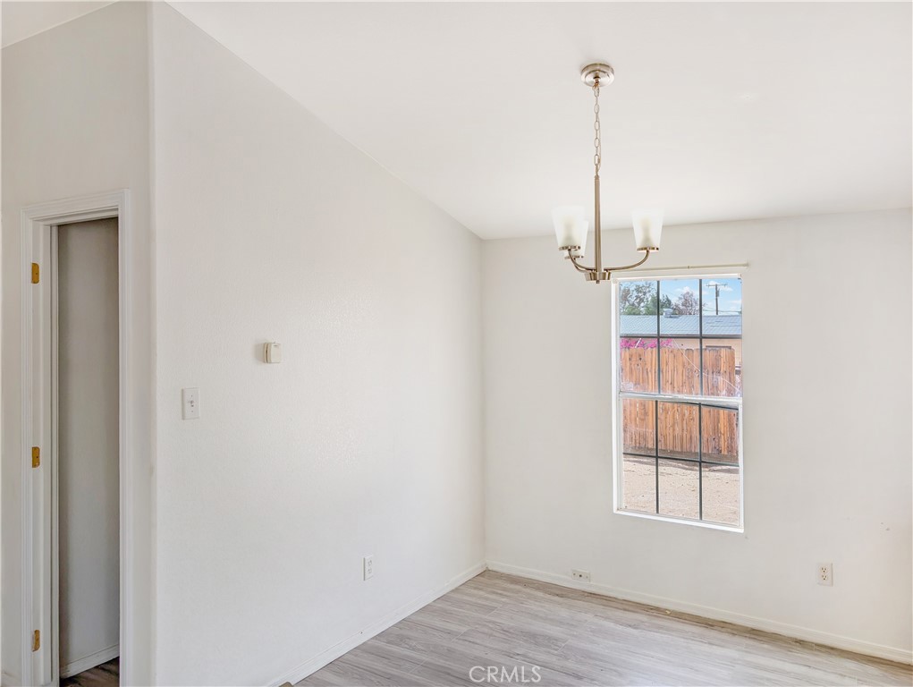 MLS #OC25272045 image #5