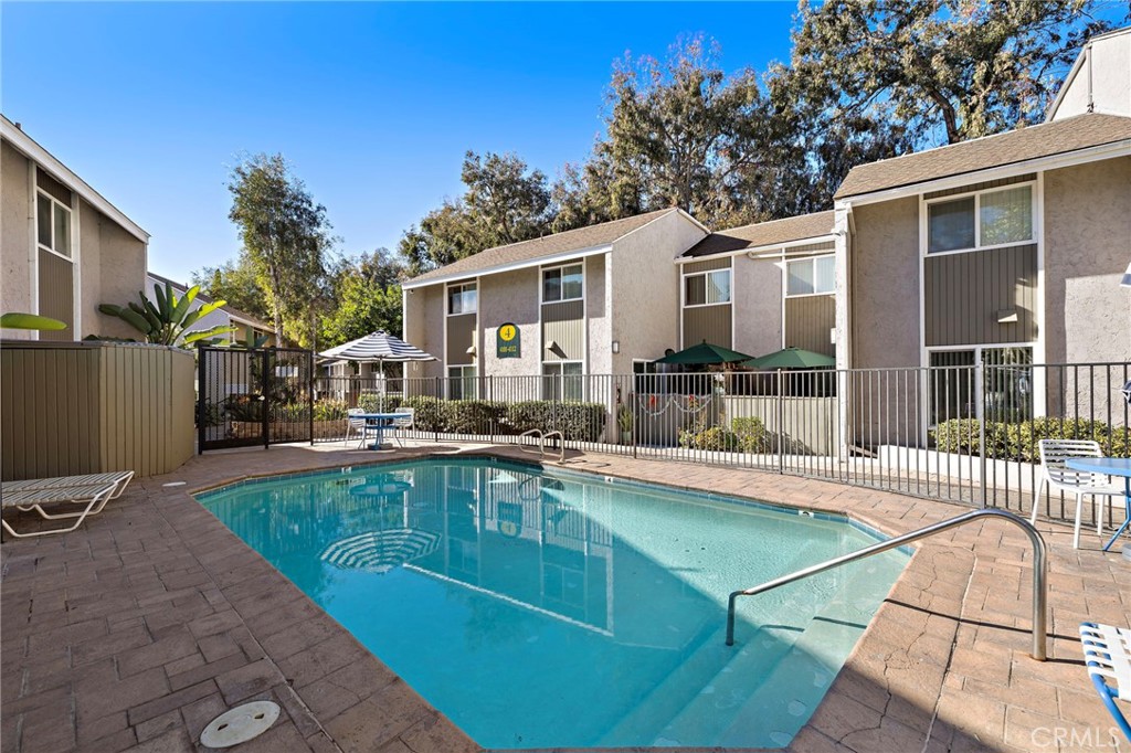 MLS #OC25272052 image #23