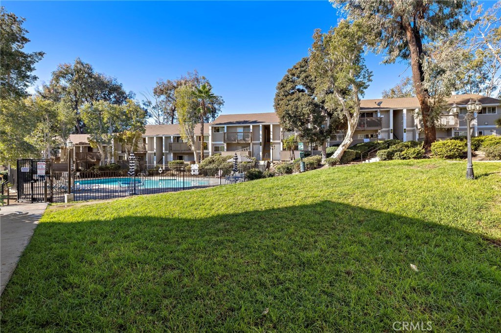 MLS #OC25272052 image #24