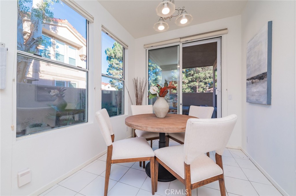 MLS #OC25272078 image #15