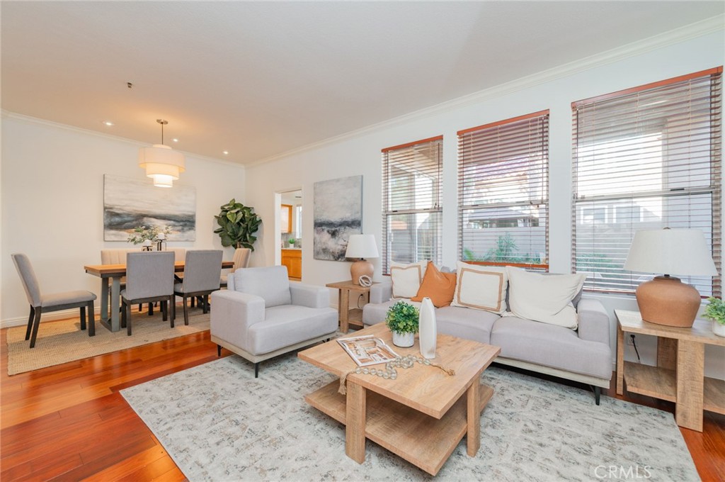 MLS #OC25272078 image #4