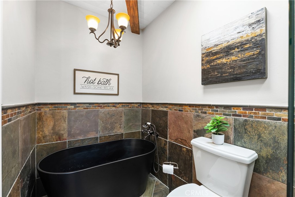 MLS #OC25272129 image #24