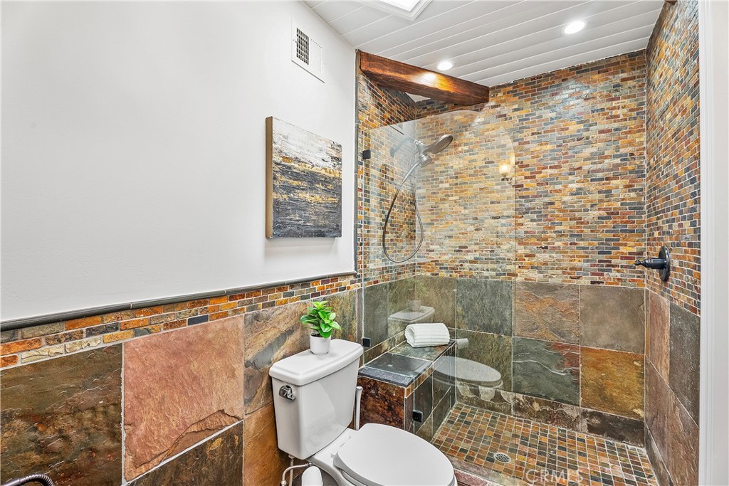 MLS #OC25272129 image #25