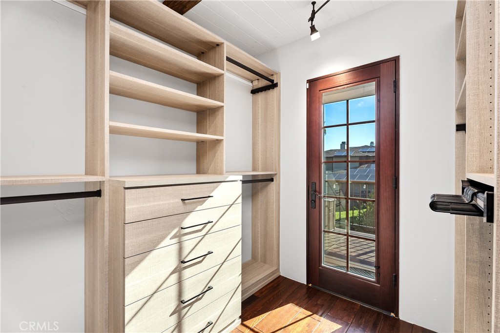 MLS #OC25272129 image #28