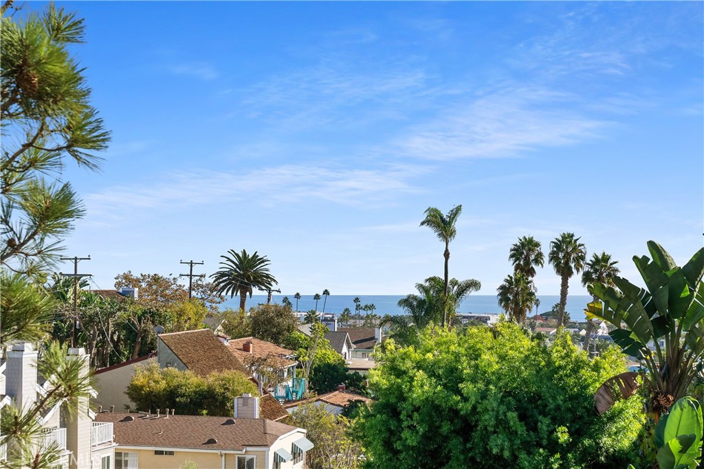 MLS #OC25272129 image #30