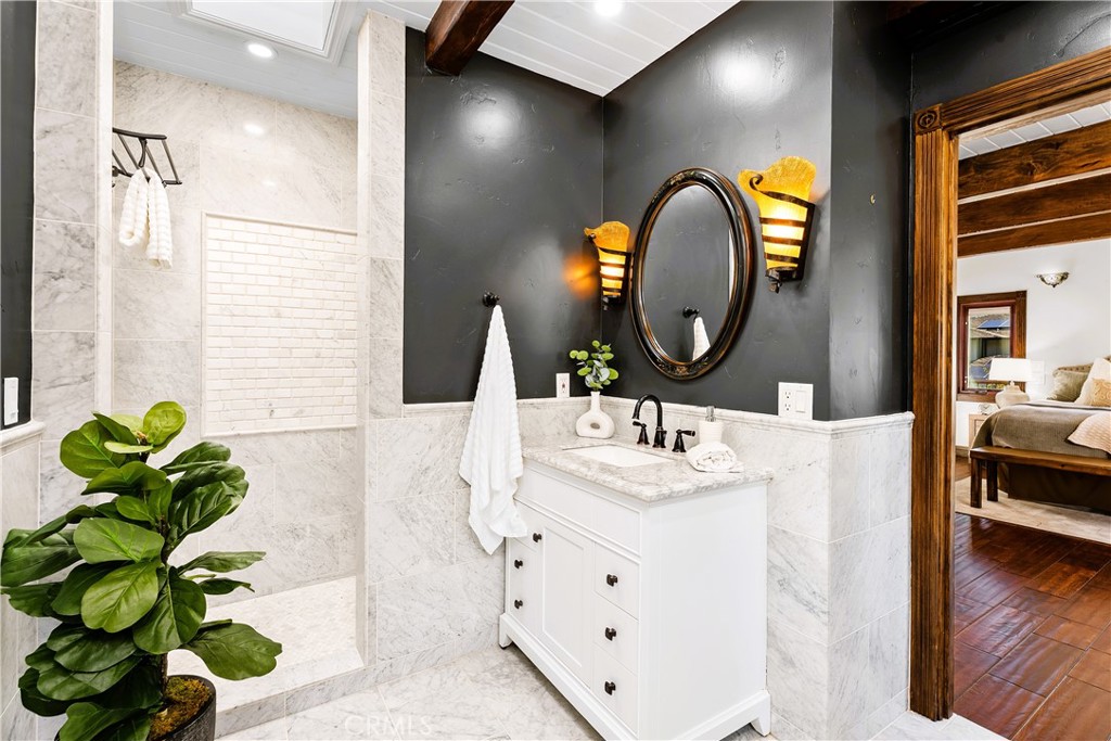 MLS #OC25272129 image #31