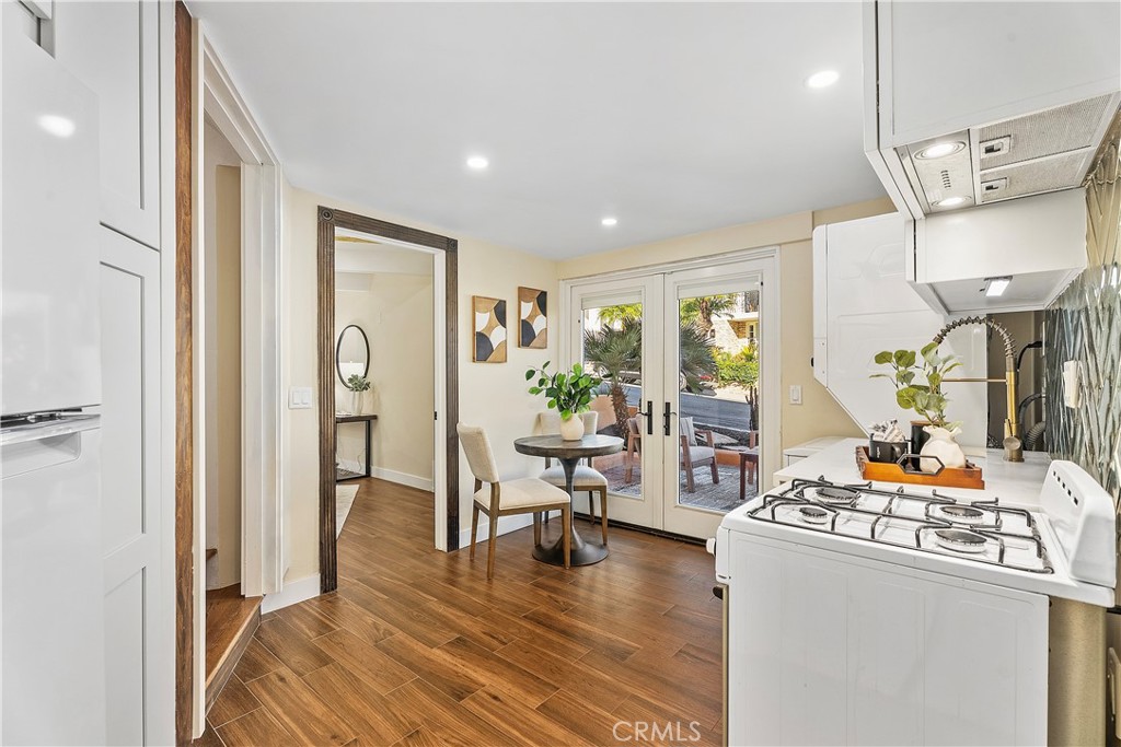 MLS #OC25272129 image #40