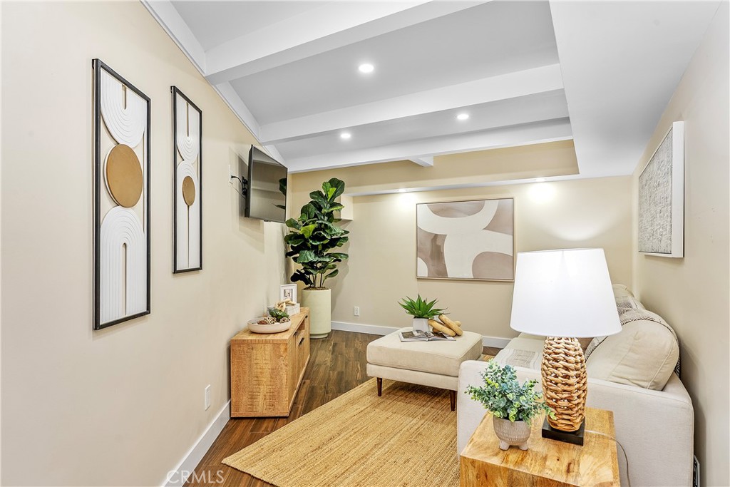 MLS #OC25272129 image #43