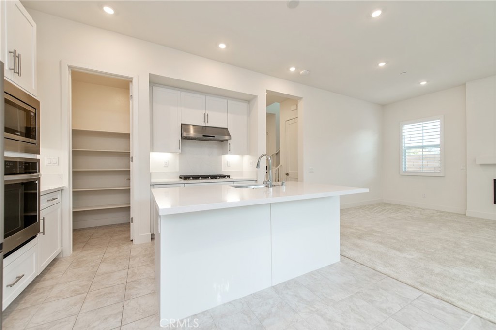 MLS #OC25272131 image #13