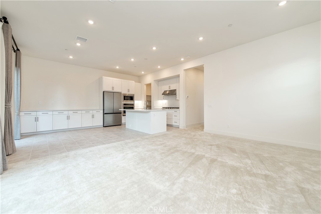 MLS #OC25272131 image #16