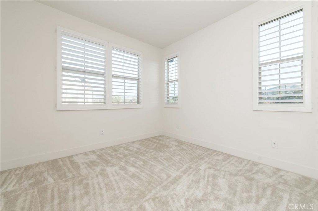 MLS #OC25272131 image #21