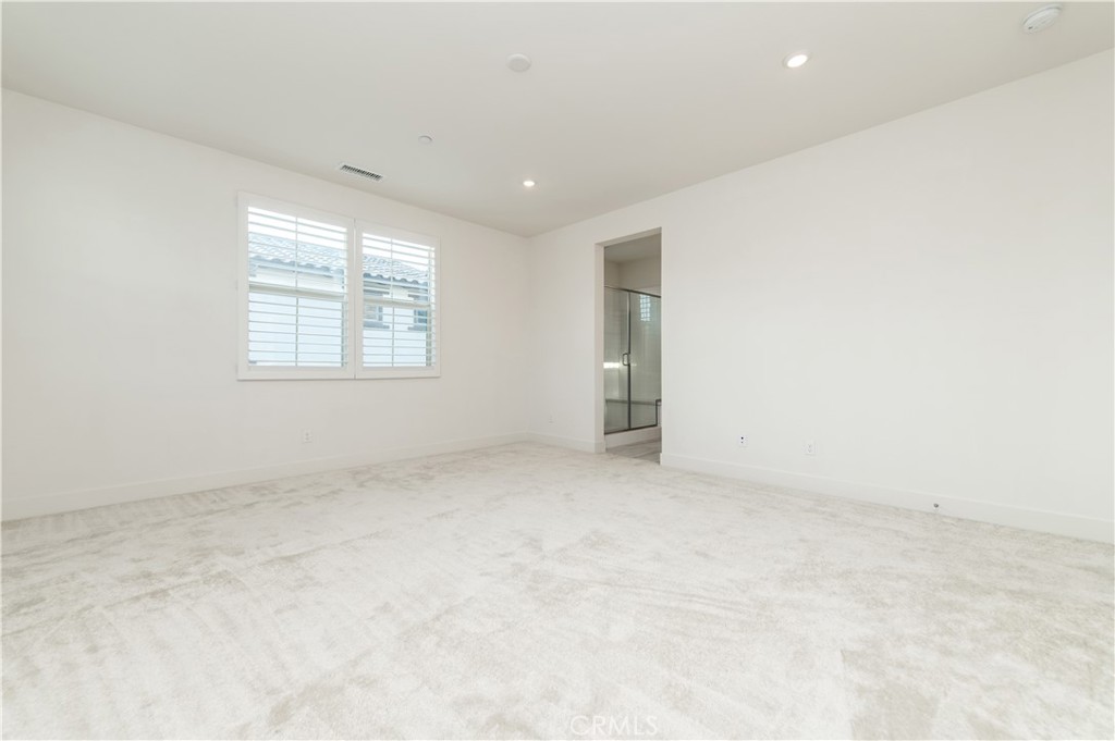 MLS #OC25272131 image #27