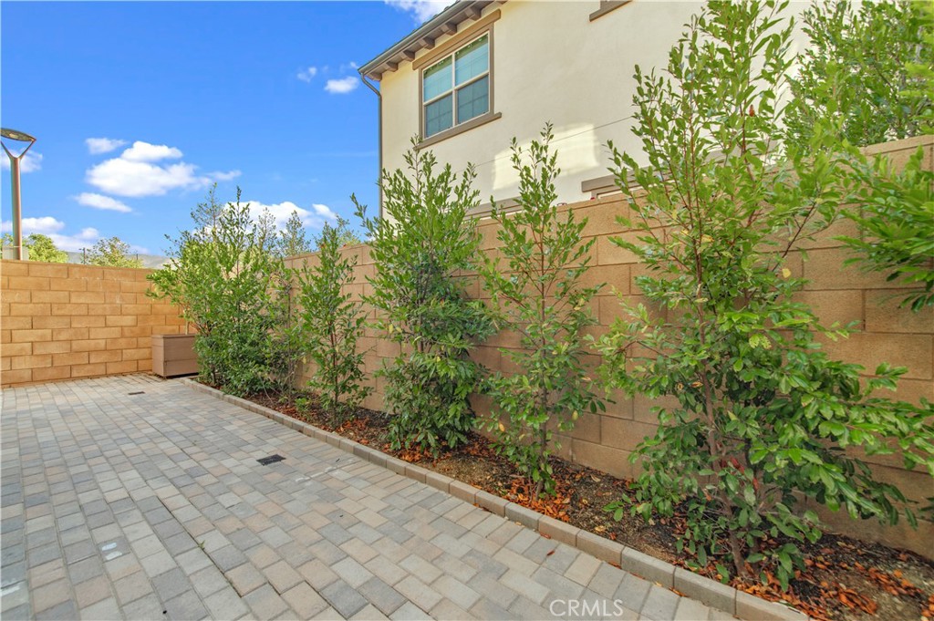 MLS #OC25272131 image #34