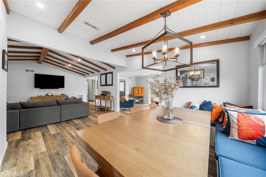 MLS #OC25272133 image #16