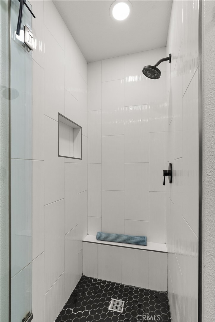 MLS #OC25272140 image #12