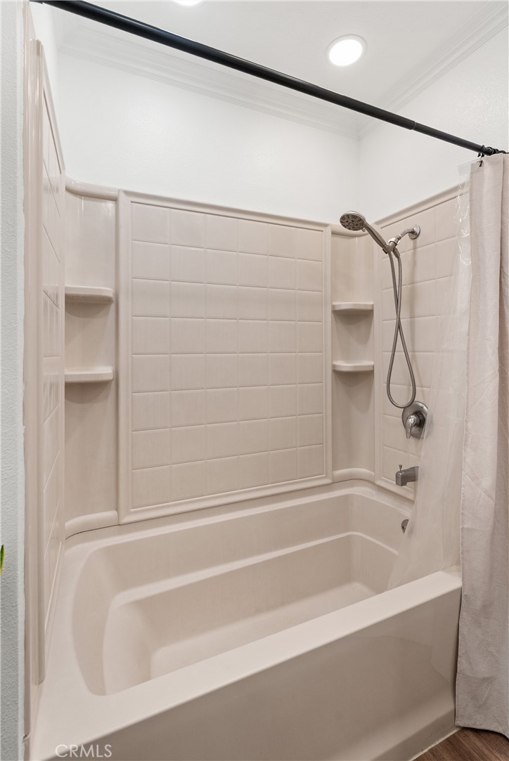 MLS #OC25272140 image #14