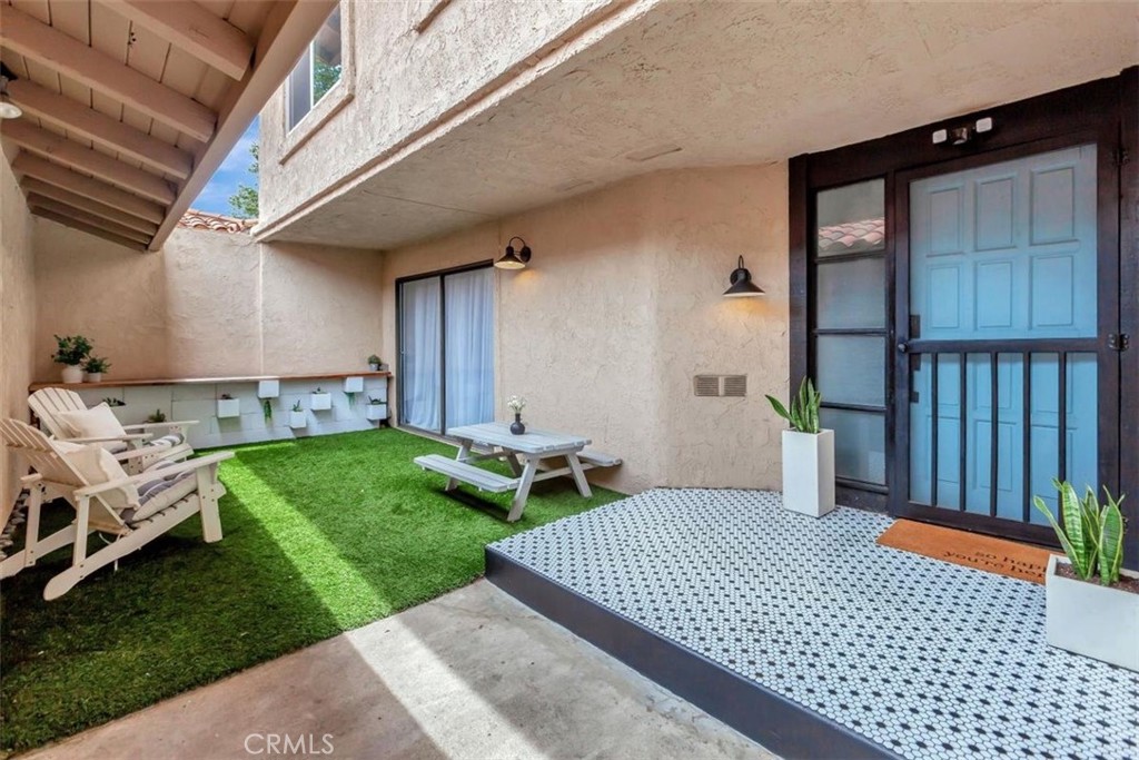 MLS #OC25272160 image #16