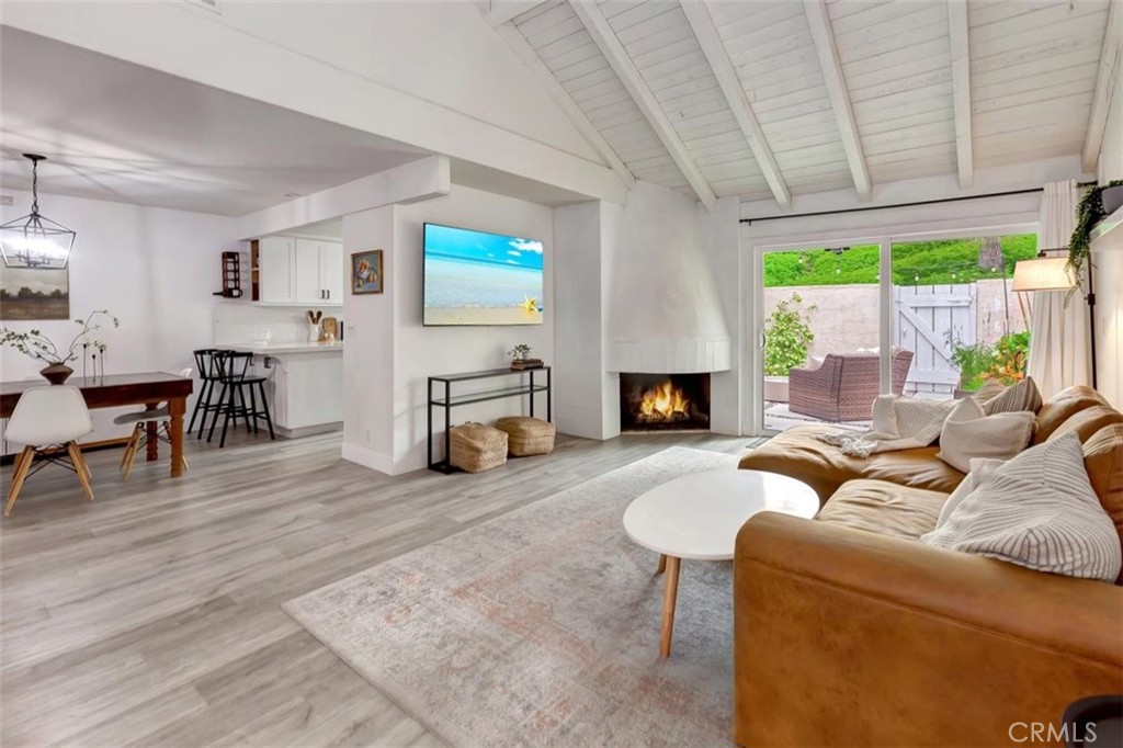 MLS #OC25272160 image #3