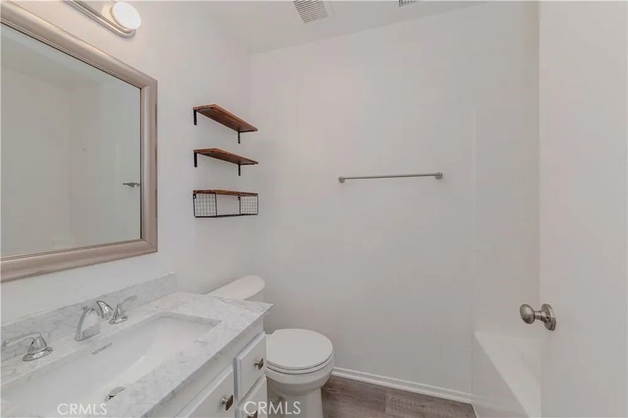 MLS #OC25272166 image #18