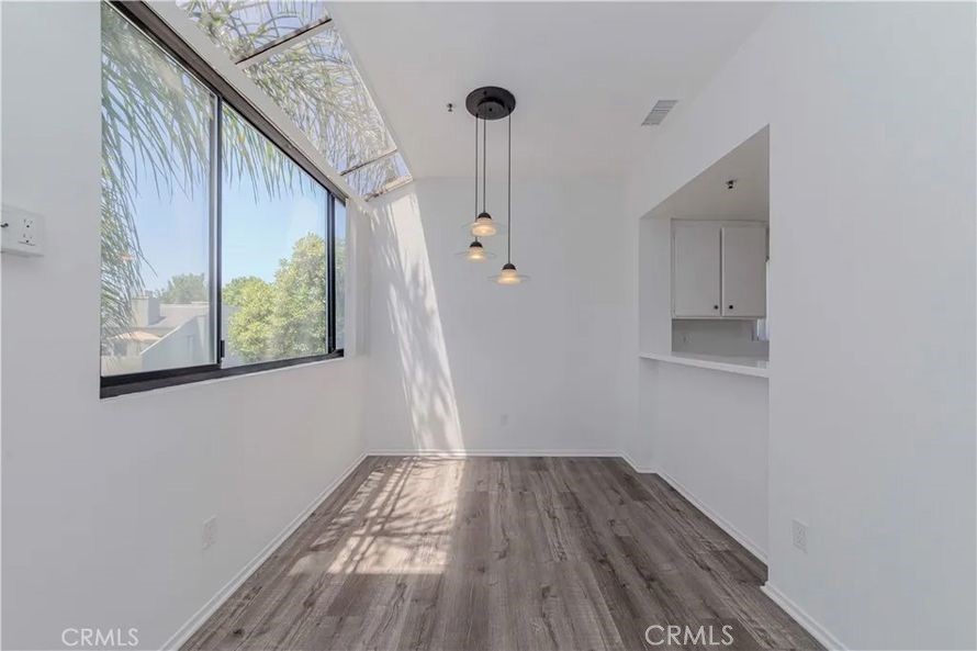 MLS #OC25272166 image #8