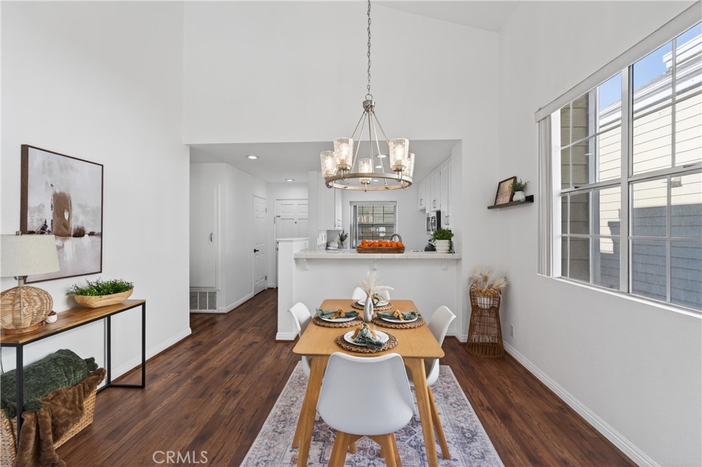 MLS #OC25272176 image #12