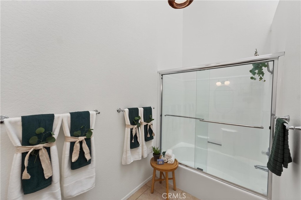 MLS #OC25272176 image #28