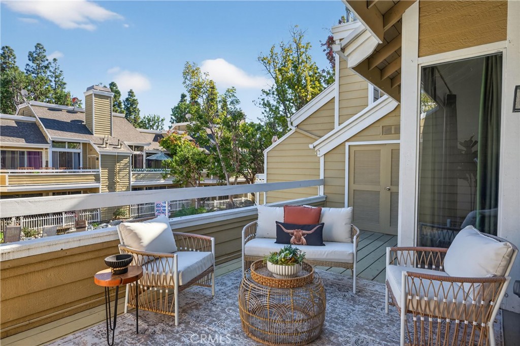 MLS #OC25272176 image #30