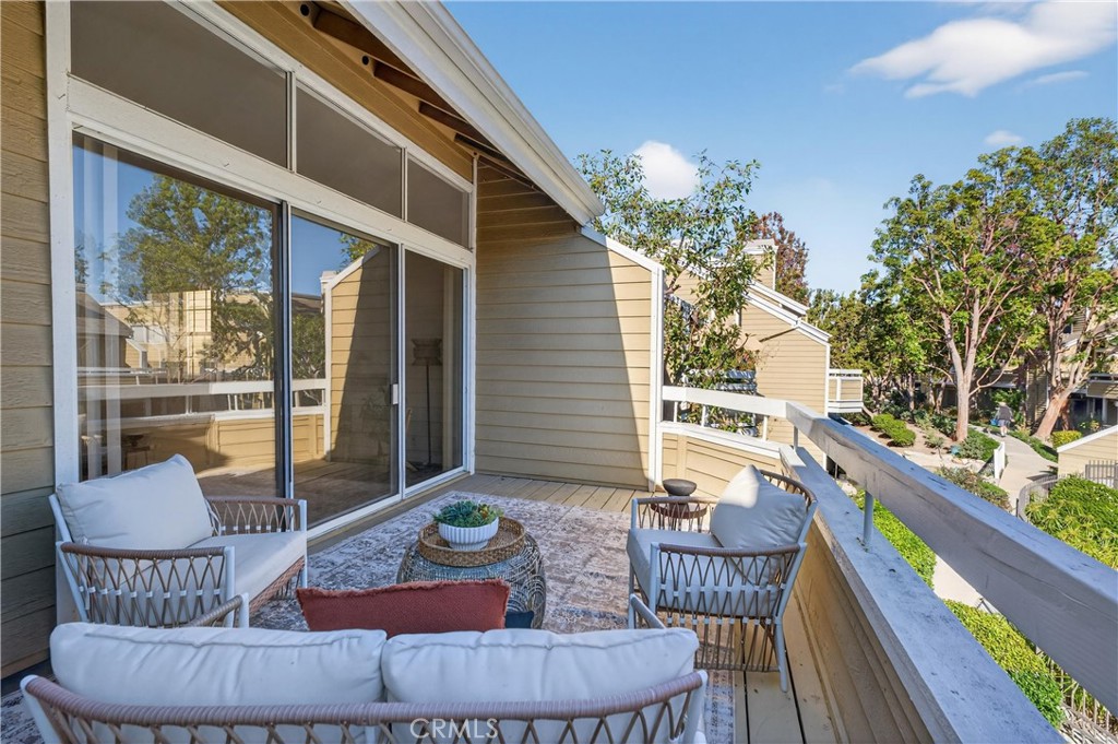 MLS #OC25272176 image #31