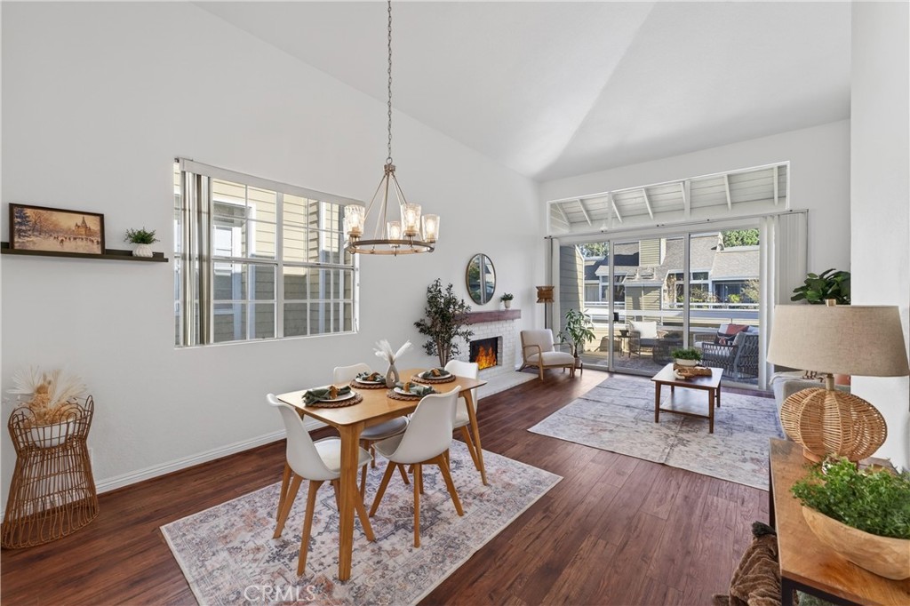 MLS #OC25272176 image #9