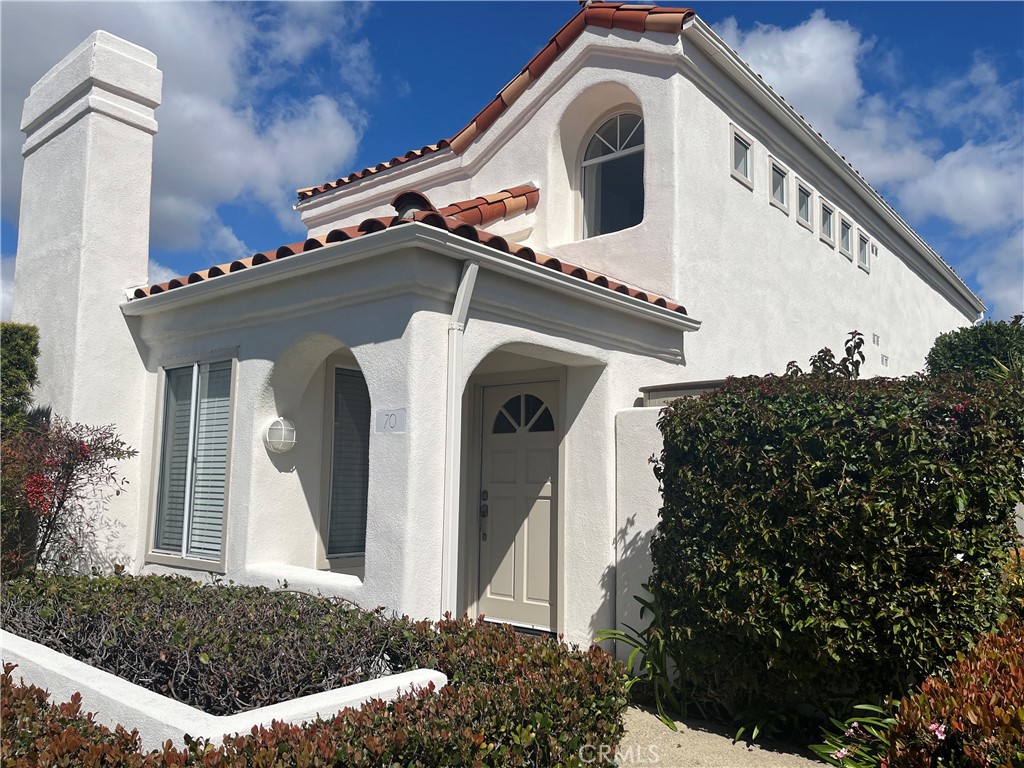 MLS #OC25272195 image #2