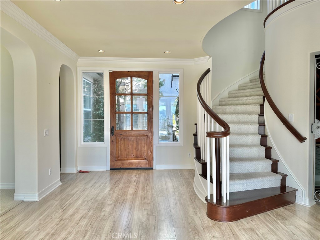 MLS #OC25272198 image #5