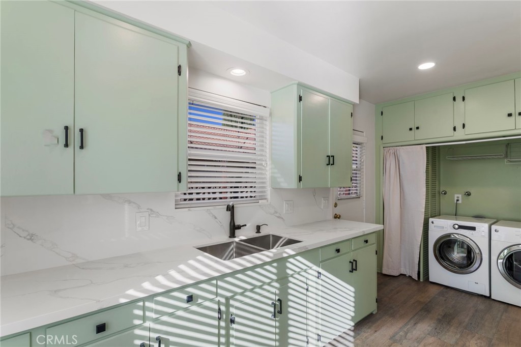 MLS #OC25272199 image #6