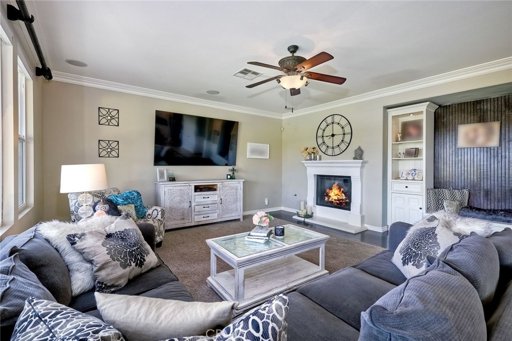 MLS #OC25272200 image #12