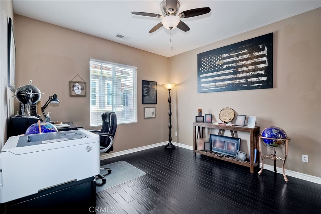 MLS #OC25272200 image #26