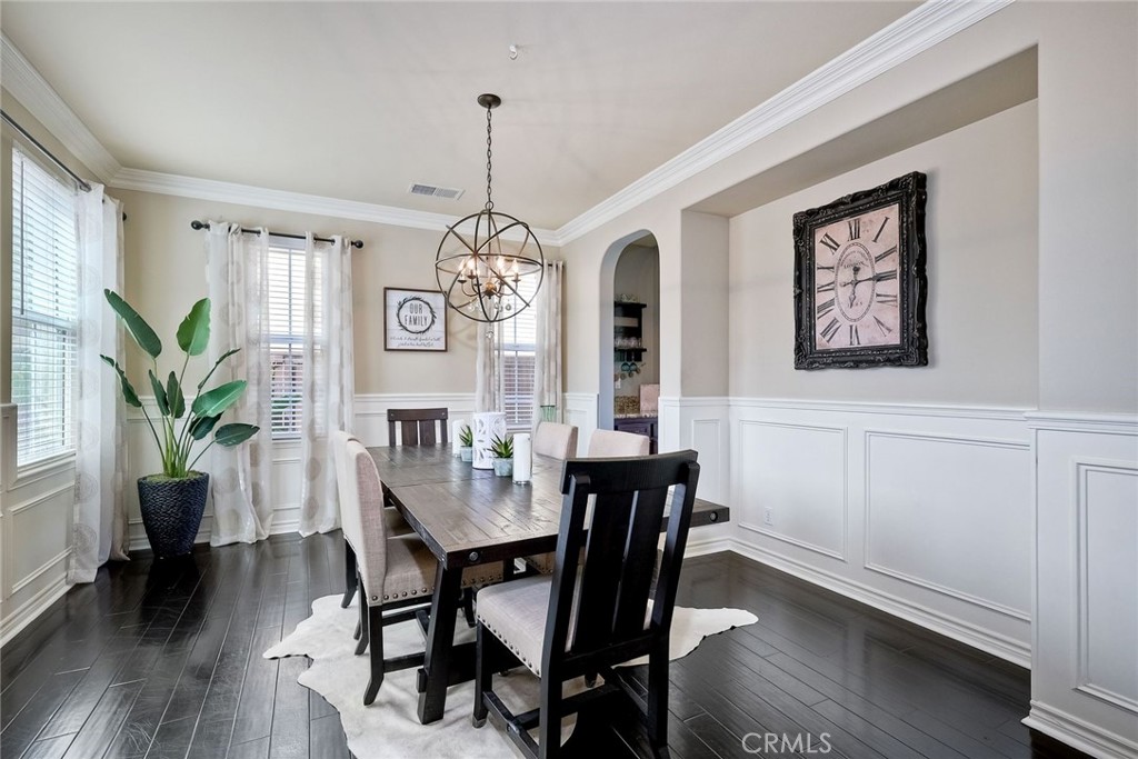 MLS #OC25272200 image #5