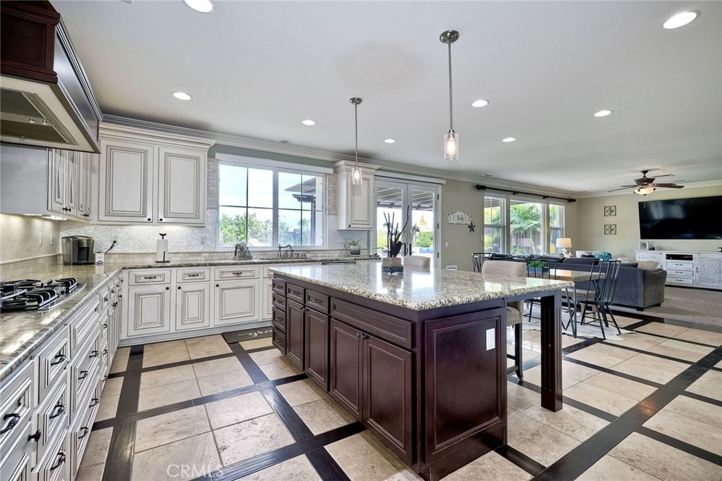 MLS #OC25272200 image #7