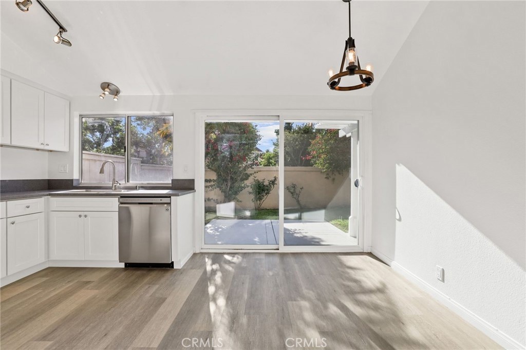 MLS #OC25272221 image #12