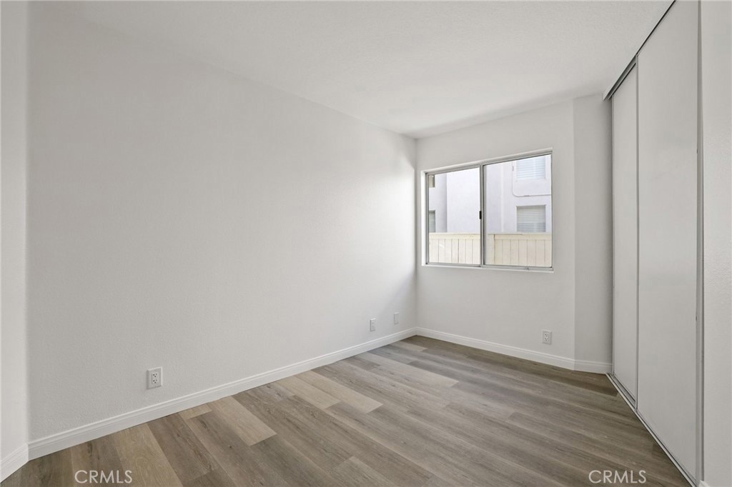 MLS #OC25272221 image #19