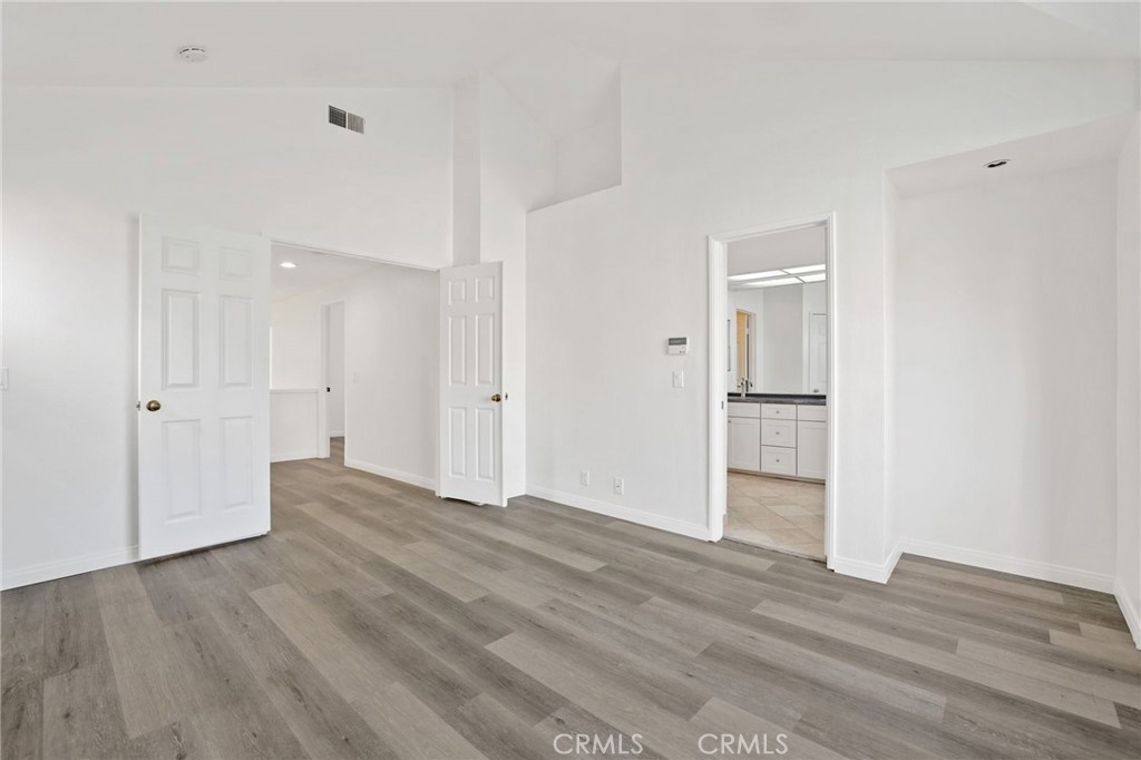 MLS #OC25272221 image #27