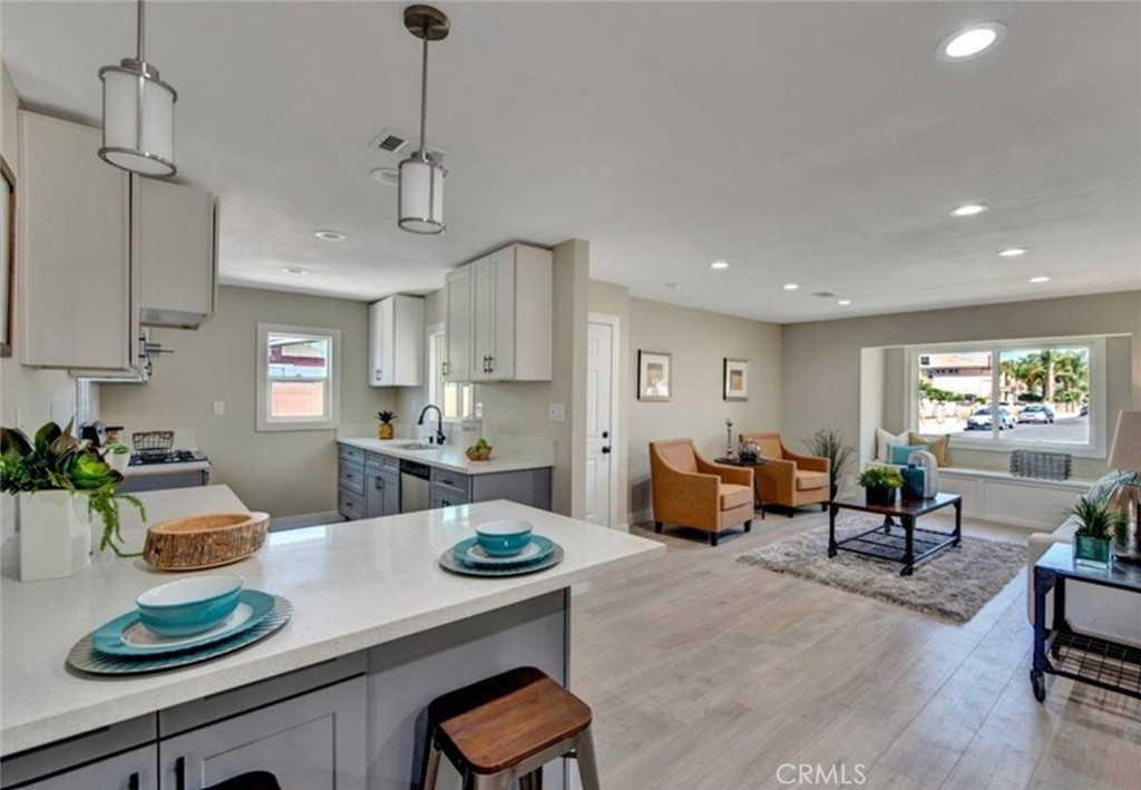 MLS #OC25272232 image #2