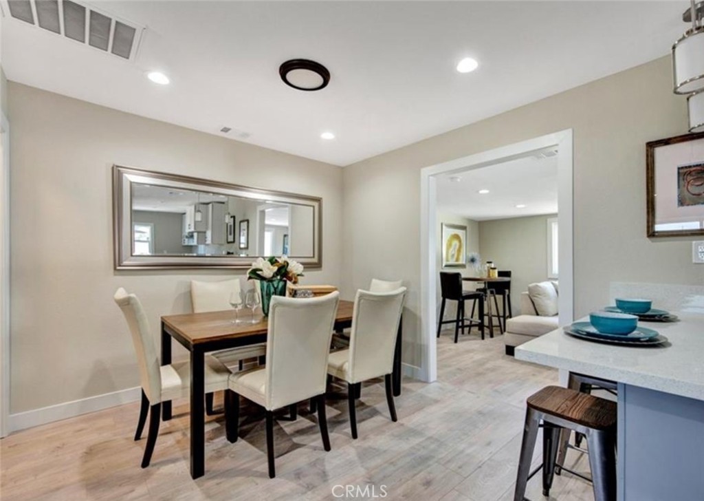 MLS #OC25272232 image #4