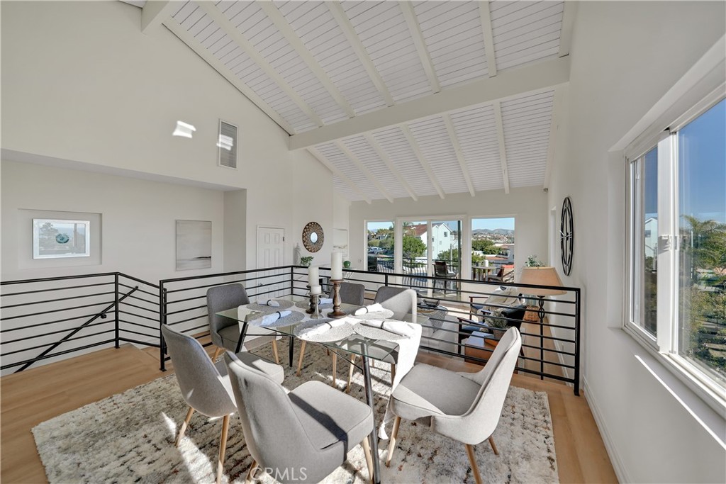 MLS #OC25272276 image #32