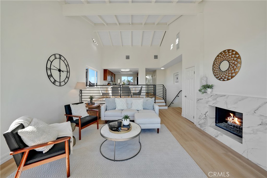 MLS #OC25272276 image #34