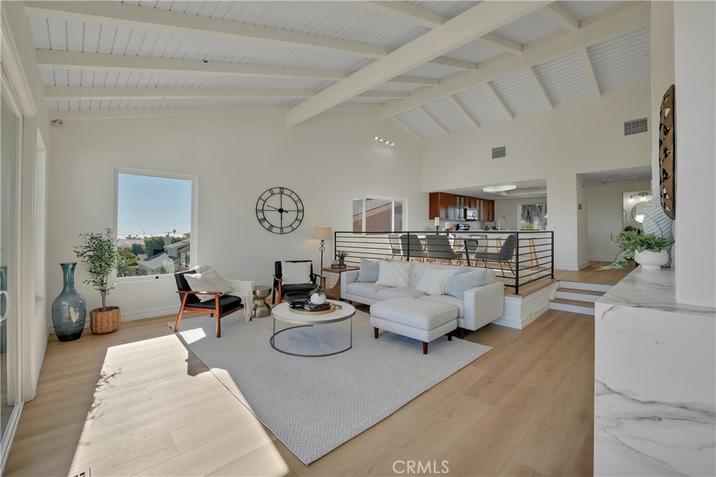 MLS #OC25272276 image #35