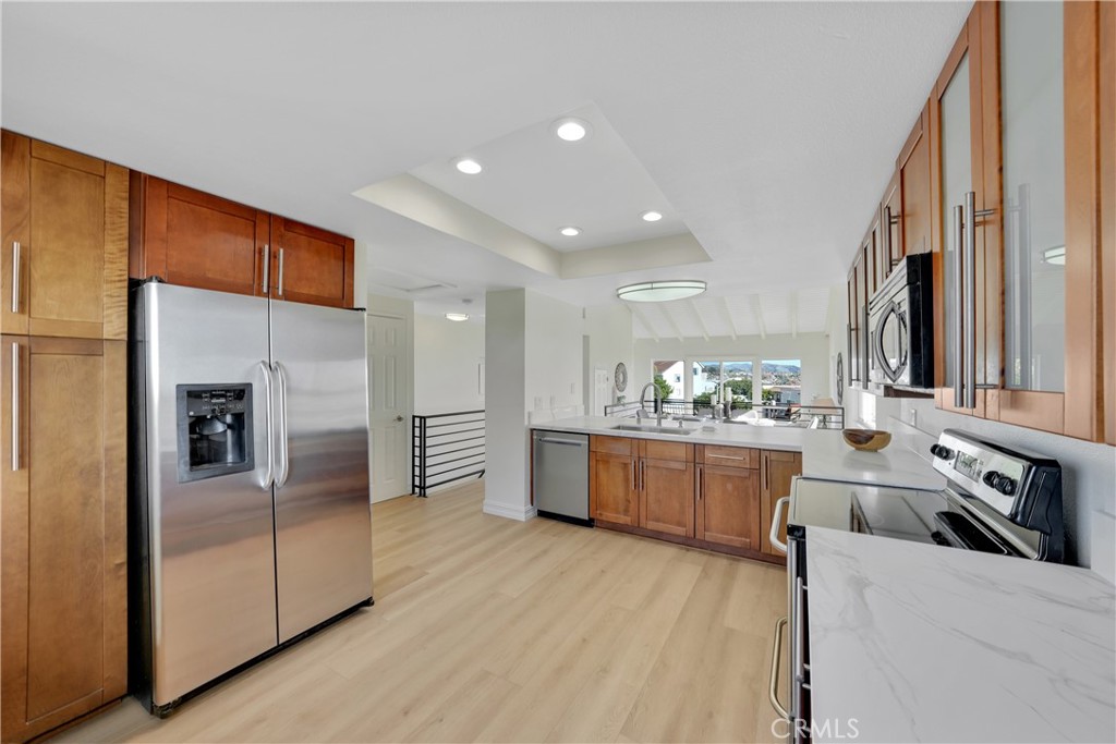 MLS #OC25272276 image #43